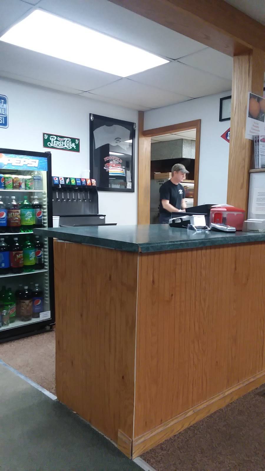 Pennfield Pizza | restaurant | 1432 Capital Ave NE, Battle Creek, MI 49017, USA | 2699649465 OR +1 269-964-9465