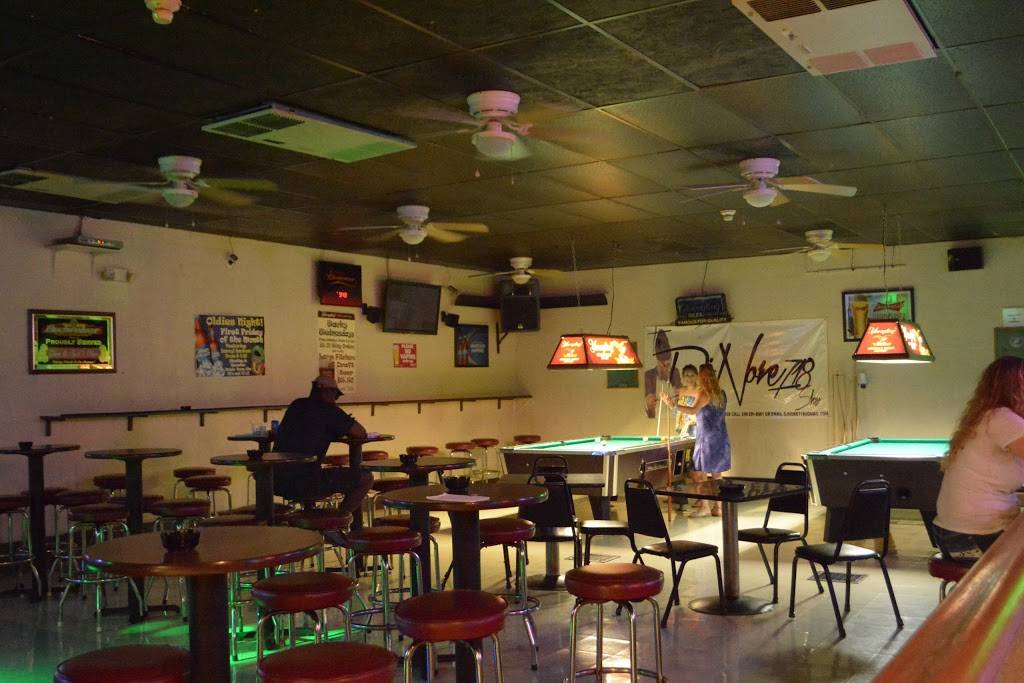 Dara & Jacks Bar & Grill | restaurant | 464 Hollywell Ave, Chambersburg, PA 17201, USA | 7172642322 OR +1 717-264-2322