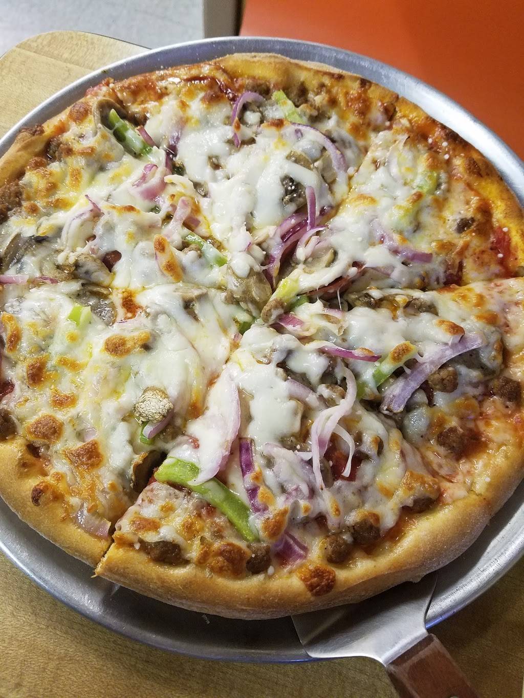 Hawkins Grill & Pizzeria | restaurant | 809 Hawkins Ave, Sanford, NC 27330, USA | 9197767373 OR +1 919-776-7373