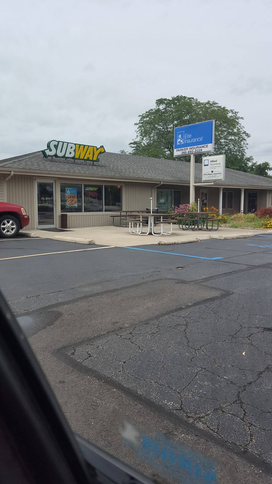 Subway | restaurant | 3985 N US 33, Churubusco, IN 46723, USA | 2606931505 OR +1 260-693-1505