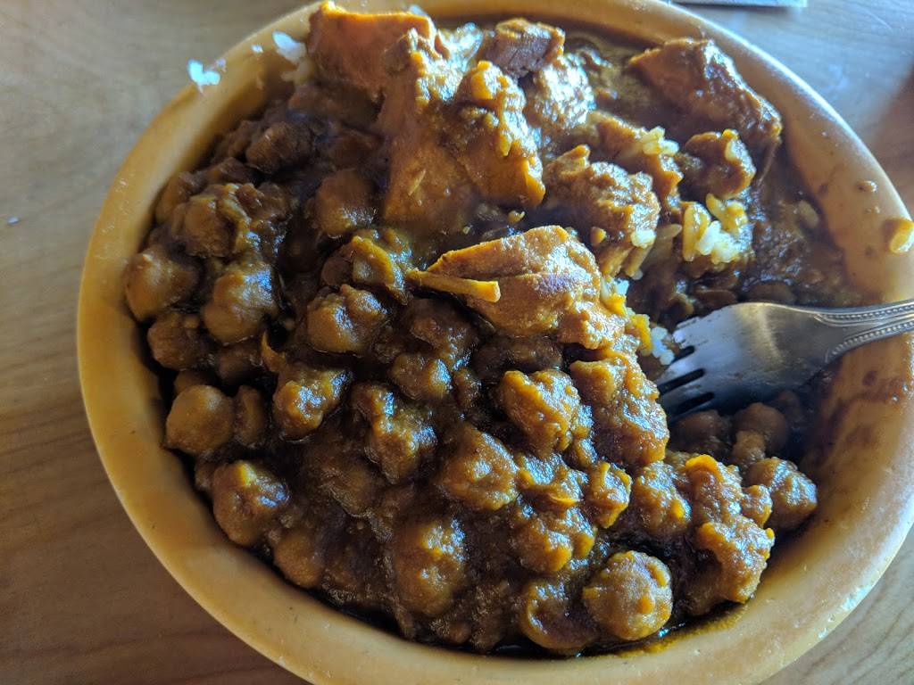 Yak & Yeti Cafe | restaurant | 1360 W Northern Lights Blvd, Anchorage, AK 99507, USA | 9077439090 OR +1 907-743-9090