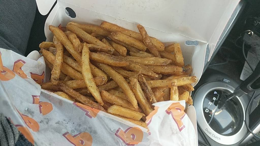 Popeyes Louisiana Kitchen | restaurant | 18300 Vanowen St, Reseda, CA 91335, USA | 8187749581 OR +1 818-774-9581