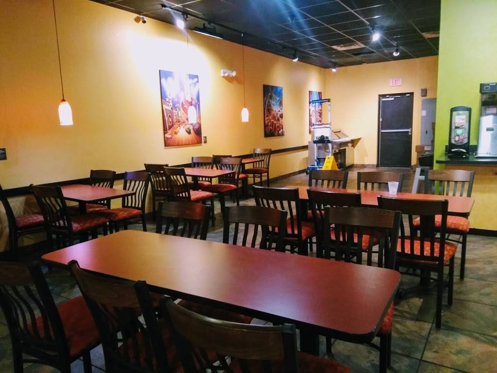 Moes Southwest Grill | restaurant | 7484 University Blvd, Winter Park, FL 32792, USA | 4076713566 OR +1 407-671-3566