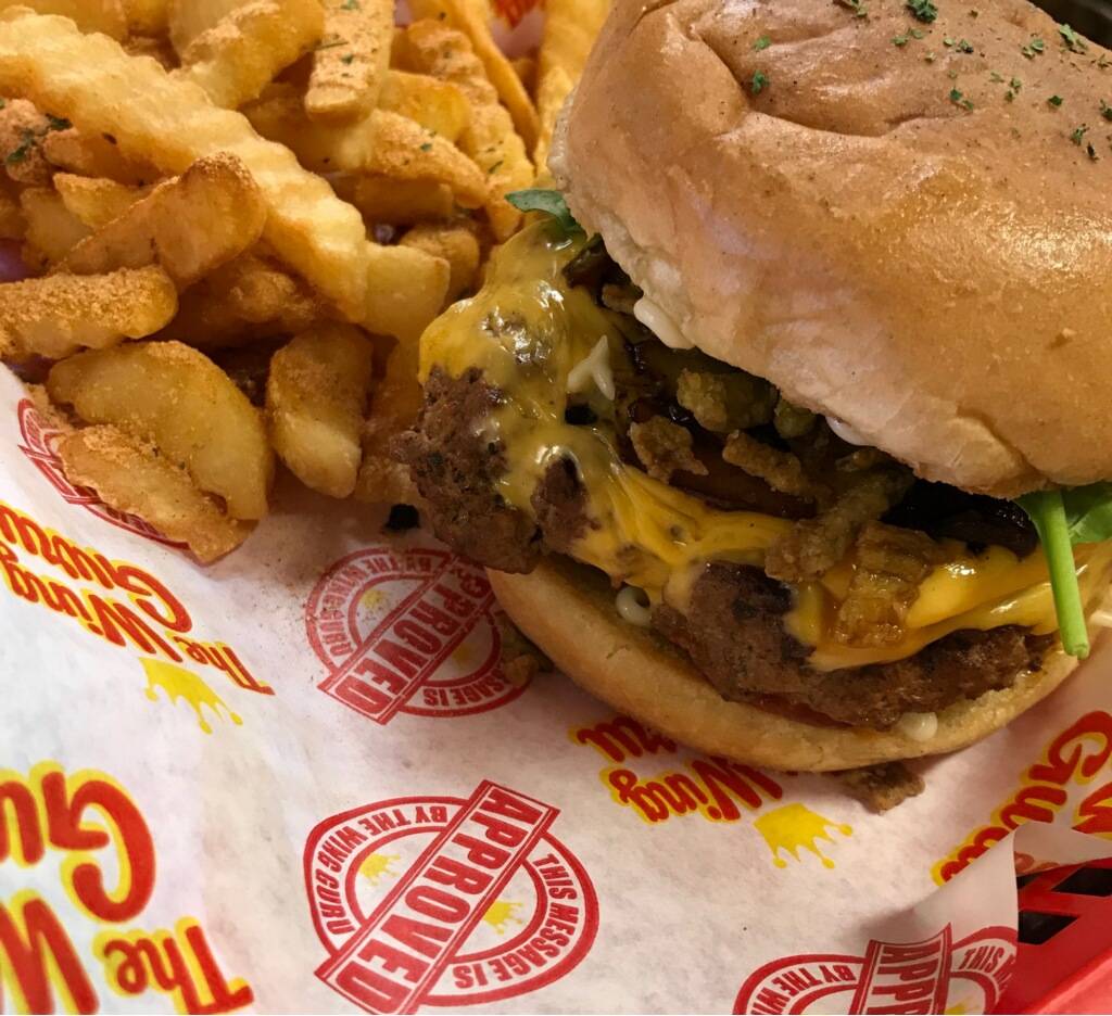 The Wing Guru Bartlett | restaurant | 7199 Stage Rd, Memphis, TN 38133, USA | 9015098845 OR +1 901-509-8845