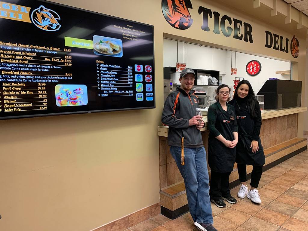 Tiger Deli Cowley College | restaurant | 115 S 3rd St #209, Arkansas City, KS 67005, USA | 6204416332 OR +1 620-441-6332