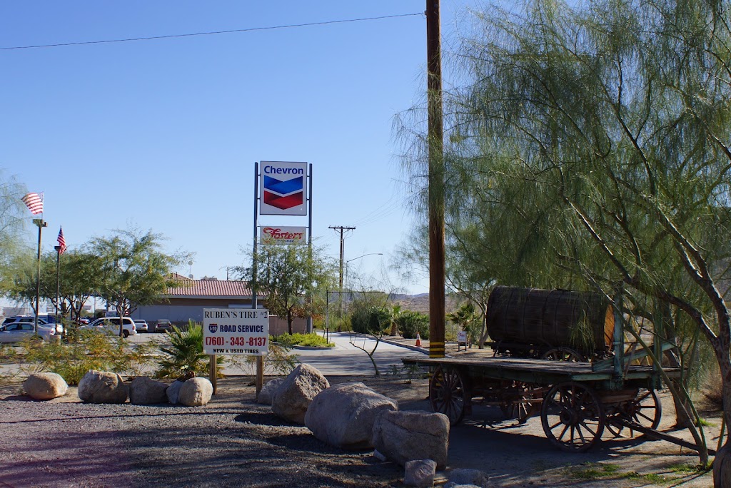 Fosters Freeze | restaurant | 62450 Chiriaco Rd, Indio, CA 92201, USA | 7602273227 OR +1 760-227-3227