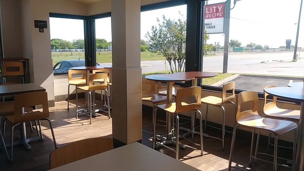 Wendys | restaurant | 622 E Camp Wisdom Rd, Duncanville, TX 75116, USA | 9726395097 OR +1 972-639-5097