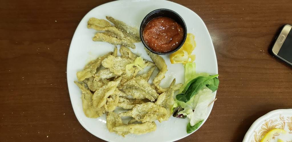 Ferdinandos Restaurant | restaurant | 6218, 2650 Ellwood Rd, New Castle, PA 16101, USA | 7248563929 OR +1 724-856-3929