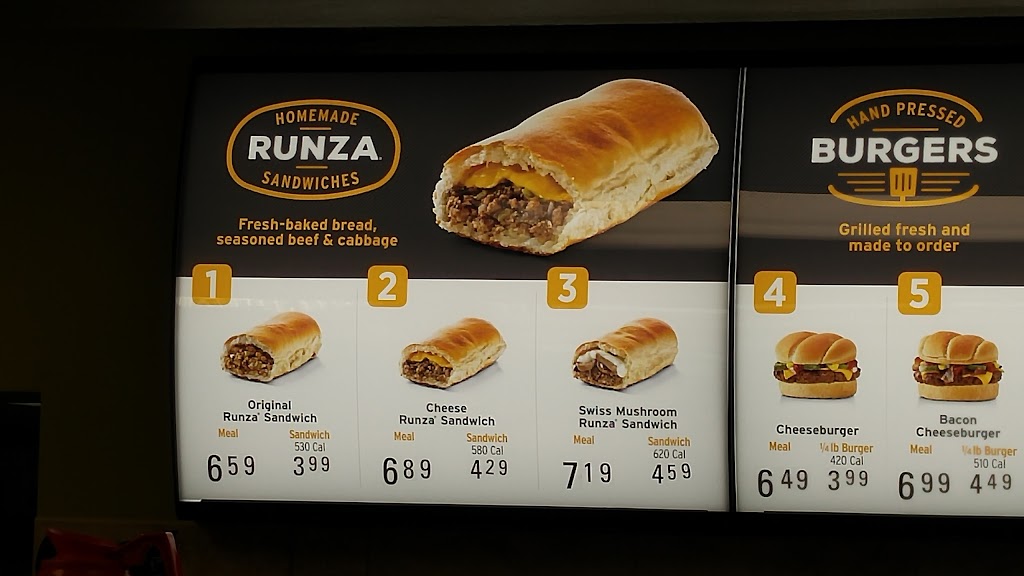 Runza Restaurant | meal takeaway | 702 S 11th St, Nebraska City, NE 68410, USA | 4028733545 OR +1 402-873-3545