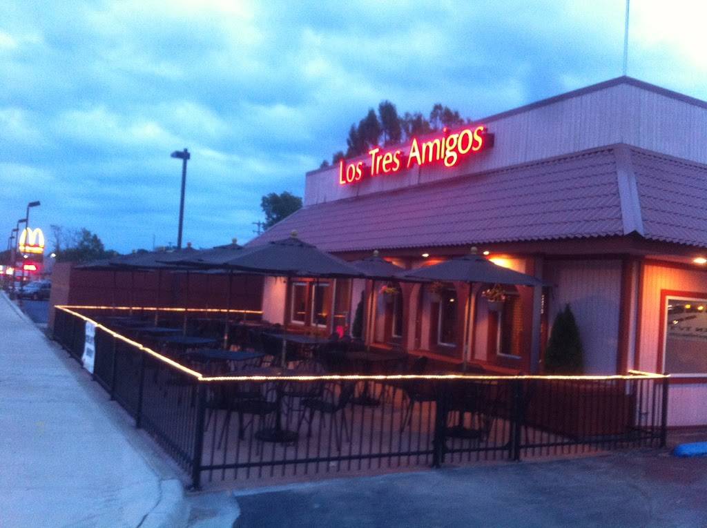Los Tres Amigos West Jackson | restaurant | 1923 W Michigan Ave, Jackson, MI 49202, USA | 5179900727 OR +1 517-990-0727