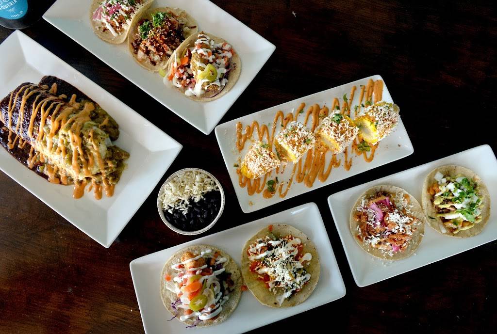 Mojo Taqueria Lyons | restaurant | 216 Main St, Lyons, CO 80540, USA | 3038232321 OR +1 303-823-2321