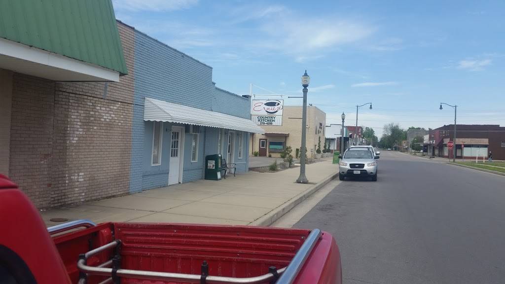 Ernies Country Kitchen | restaurant | 211 S Madison St, Malden, MO 63863, USA | 5732764255 OR +1 573-276-4255