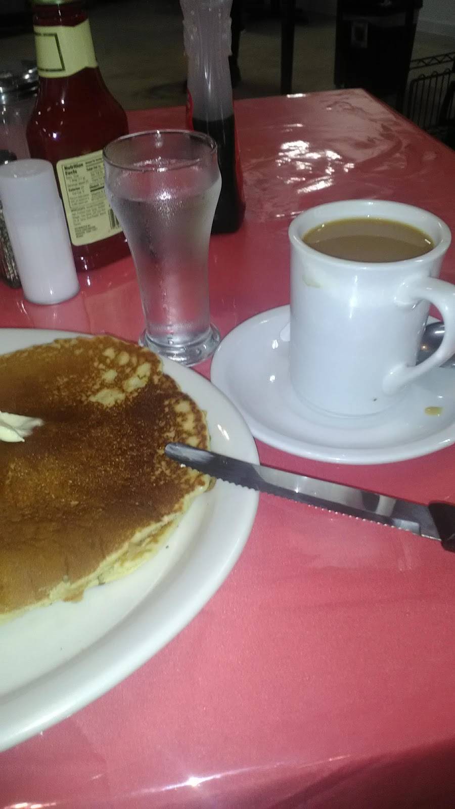 Angelicas | restaurant | 3712 New Mathis Rd, Elmendorf, TX 78112, USA | 2108921706 OR +1 210-892-1706