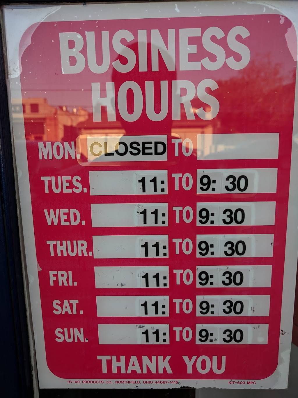 Martys Pizza | restaurant | 2733 De La Vina St, Santa Barbara, CA 93105, USA | 8056826955 OR +1 805-682-6955