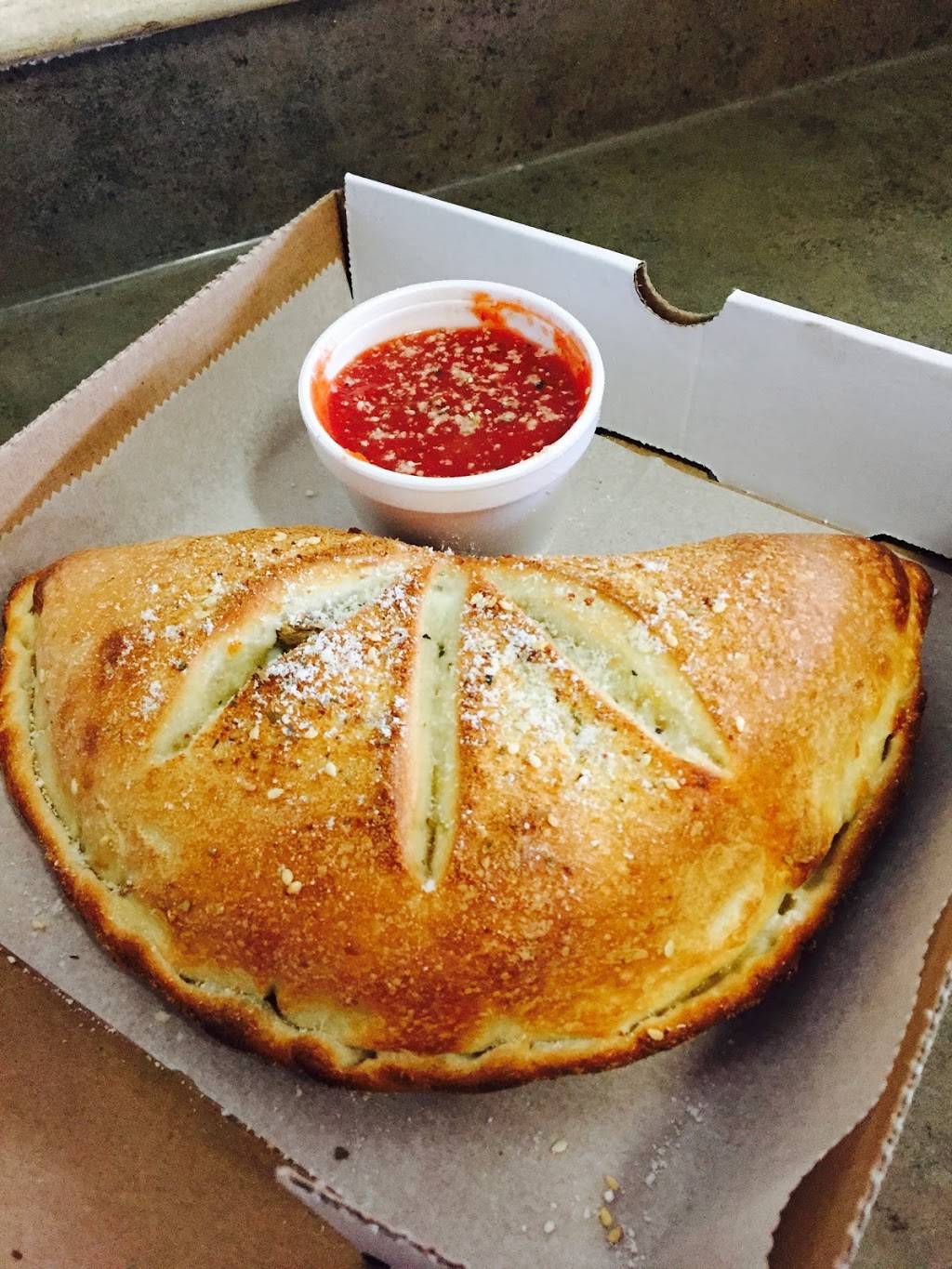 The Pizza Shop | meal delivery | 3918 Main St, Warrensburg, NY 12885, USA | 5186233070 OR +1 518-623-3070