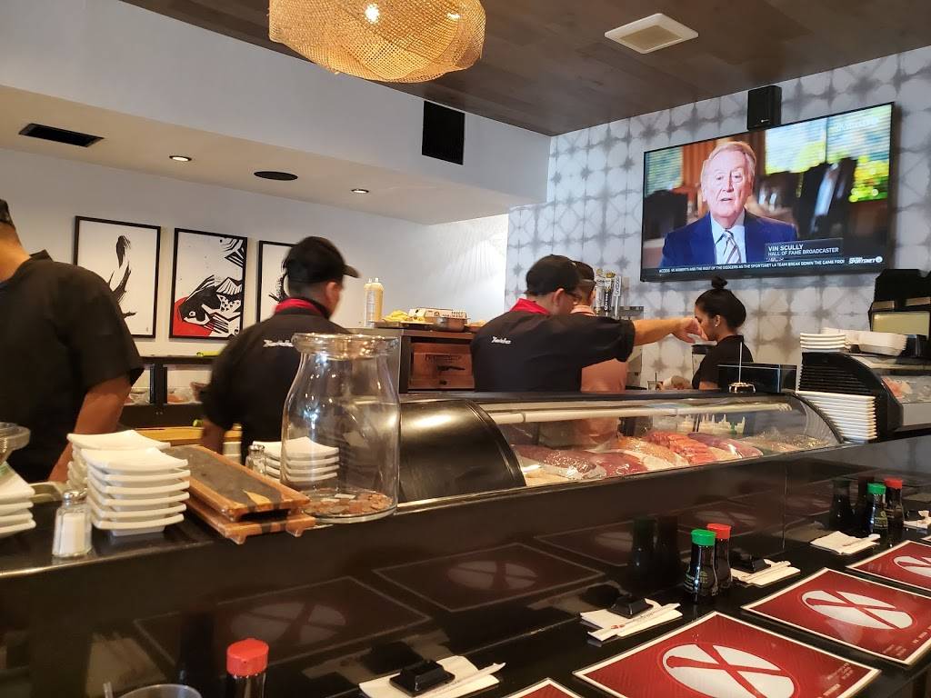 Xevichez sushi bar | restaurant | 18531 Devonshire St, Northridge, CA 91324, USA | 7472391904 OR +1 747-239-1904