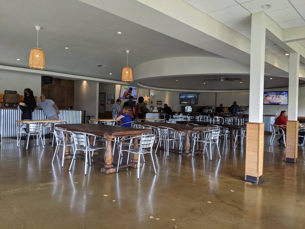 Boss Bird Kitchen | restaurant | 7580 Miramar Rd, San Diego, CA 92126, USA | 8585669191 OR +1 858-566-9191