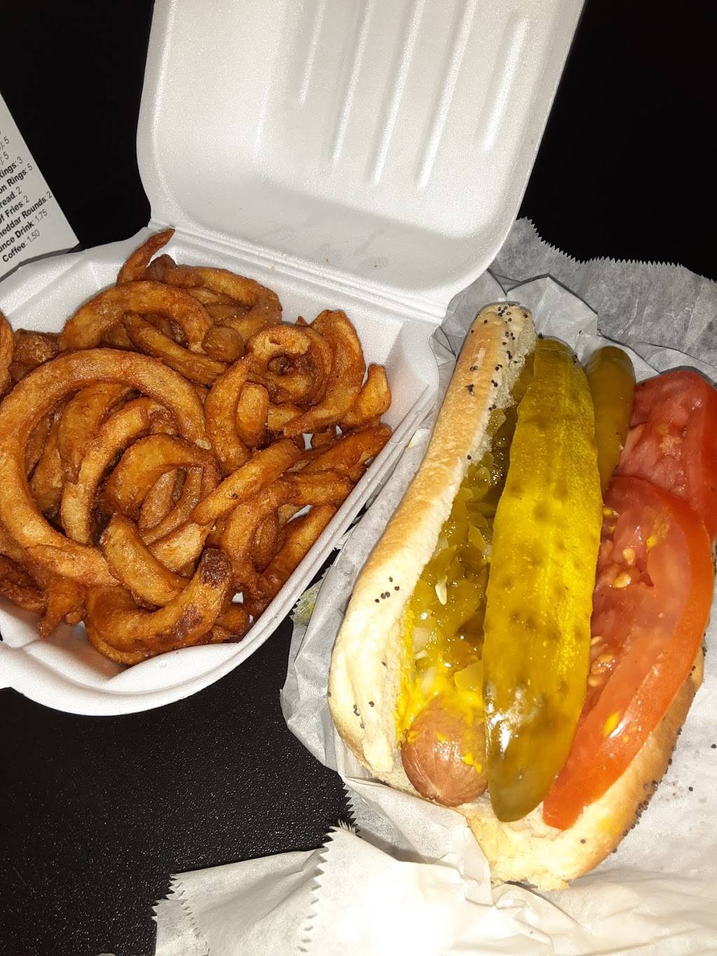 Taste of Chicago | restaurant | 114 E Main St, Rogersville, TN 37857, USA | 4232930000 OR +1 423-293-0000