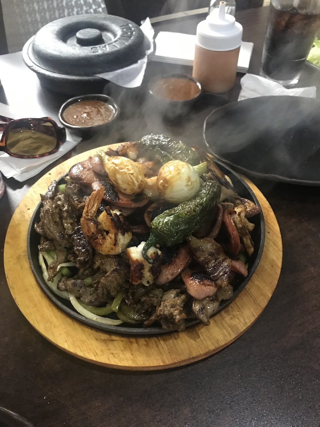 Alebrijes Mexican Grill & Bar | restaurant | 13247 Montfort Dr Suite 100, Dallas, TX 75240, USA | 9723852455 OR +1 972-385-2455