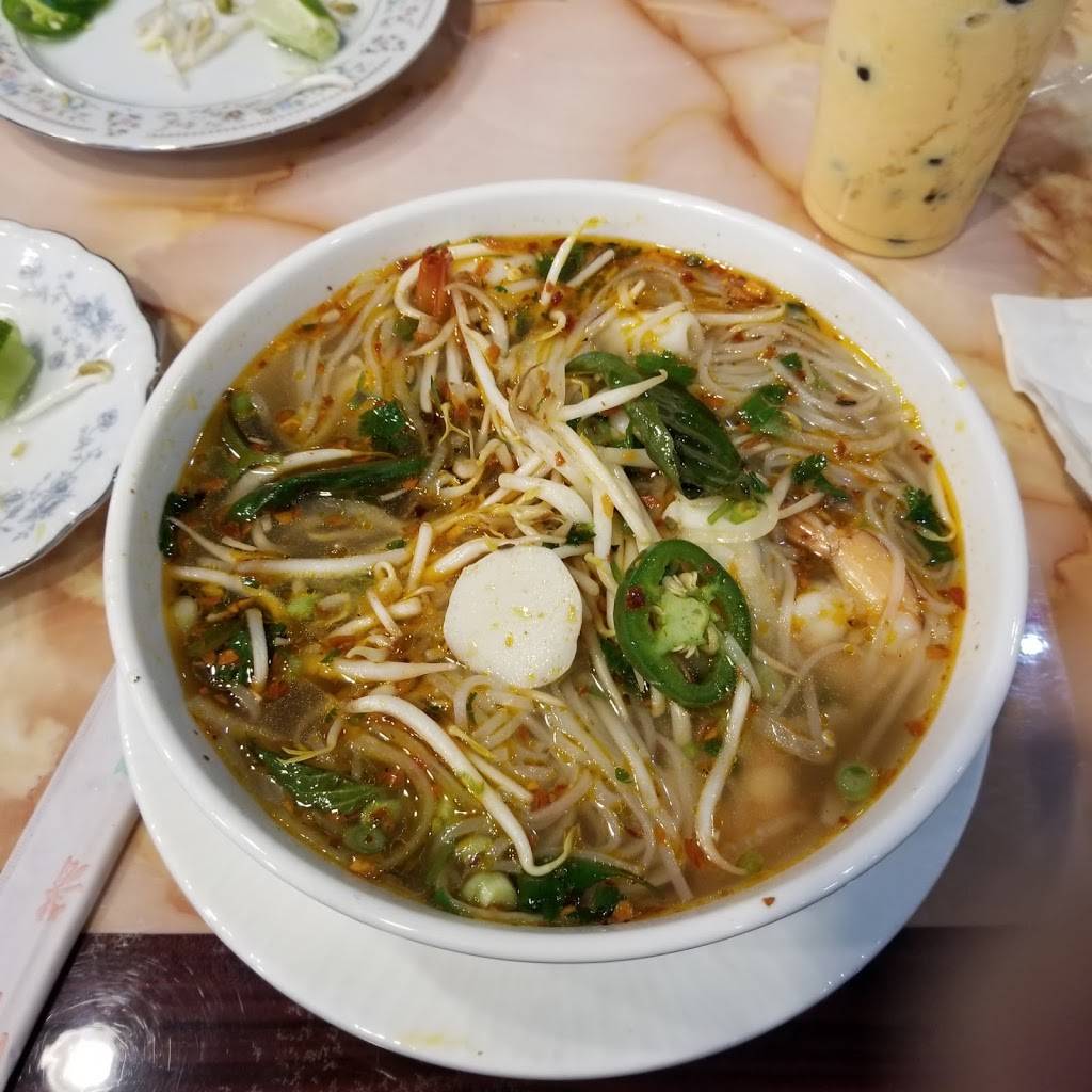 Pho T Noodle Seafood Restaurant | restaurant | 718 W Wheatland Rd, Duncanville, TX 75116, USA | 4698686060 OR +1 469-868-6060