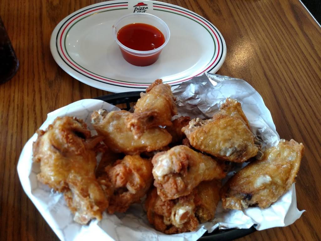 Pizza Hut | meal takeaway | 203 Greenhill Blvd NW, Fort Payne, AL 35967, USA | 2568453800 OR +1 256-845-3800