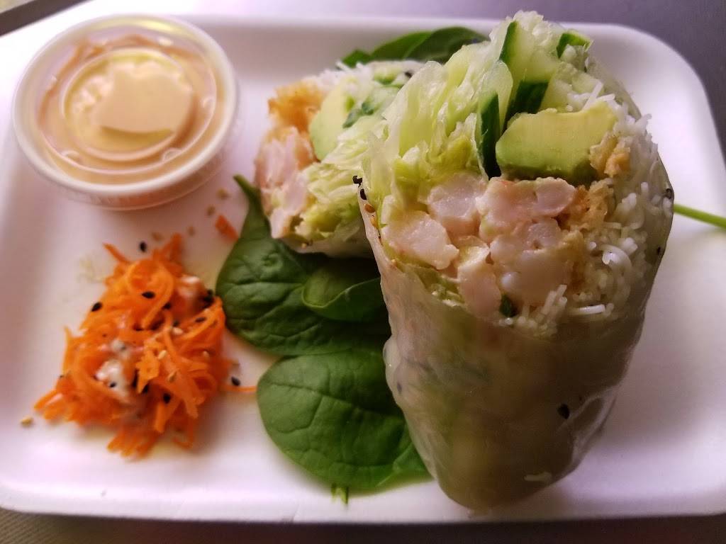 Thai Rouge | restaurant | 79 Rue du Collège, Pont-Rouge, QC G3H 3A7, Canada | 4185541989 OR +1 418-554-1989