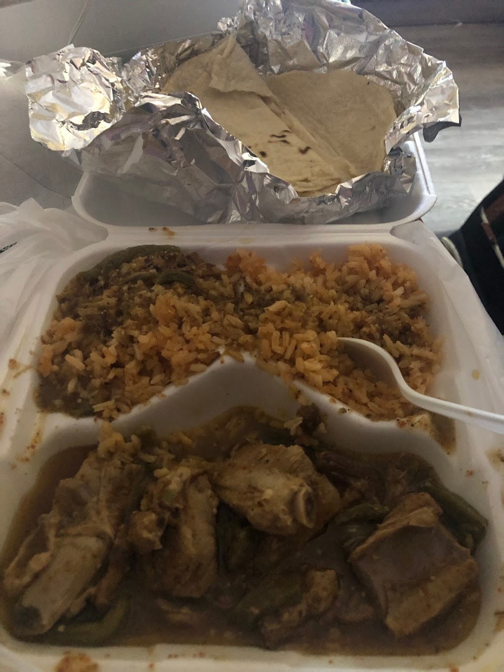 La Flor De Jalisco | restaurant | 144 Lewis St, Gilroy, CA 95020, USA | 4088488371 OR +1 408-848-8371