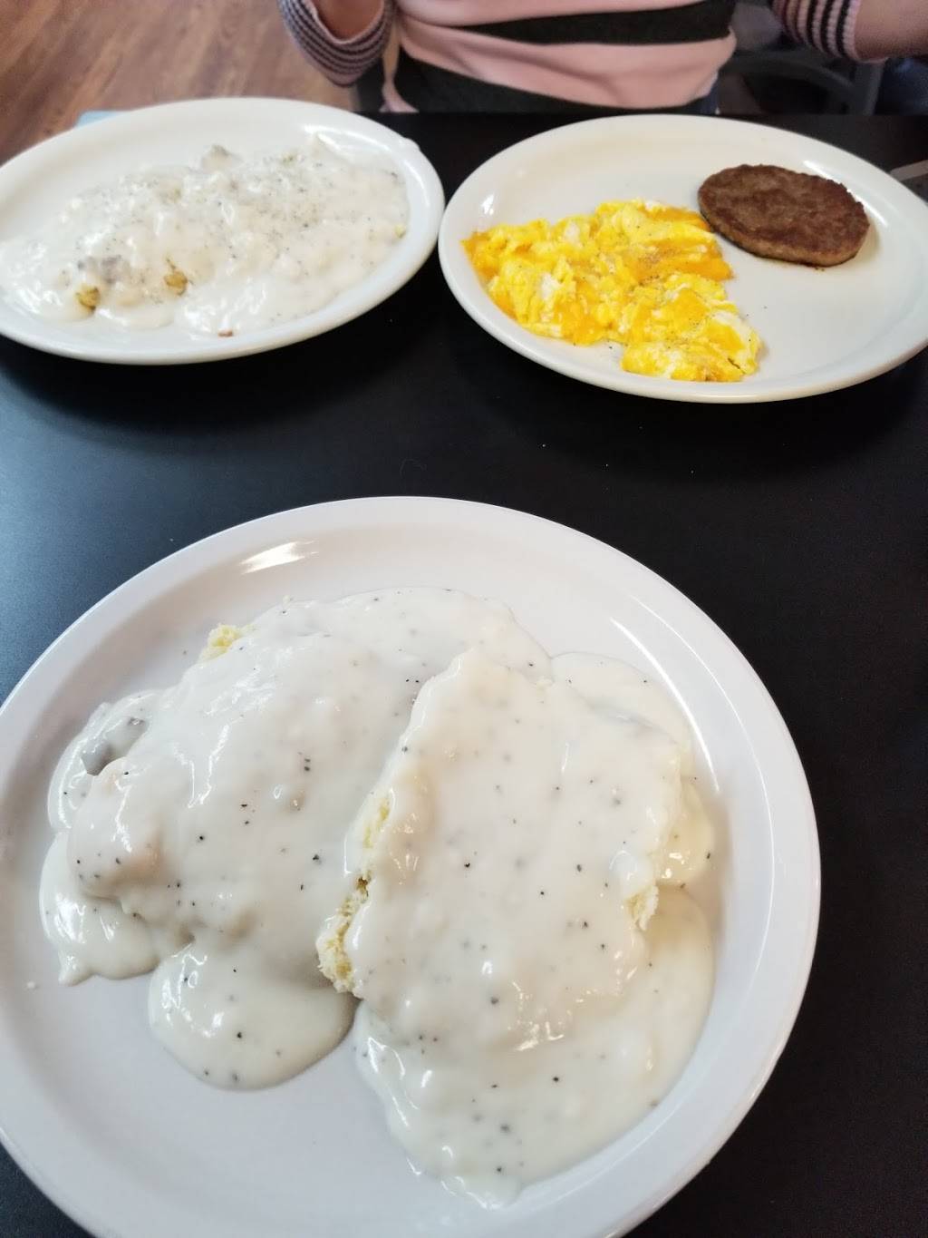 Dollys Diner | restaurant | 177 TN-75, Blountville, TN 37617, USA | 4232764039 OR +1 423-276-4039