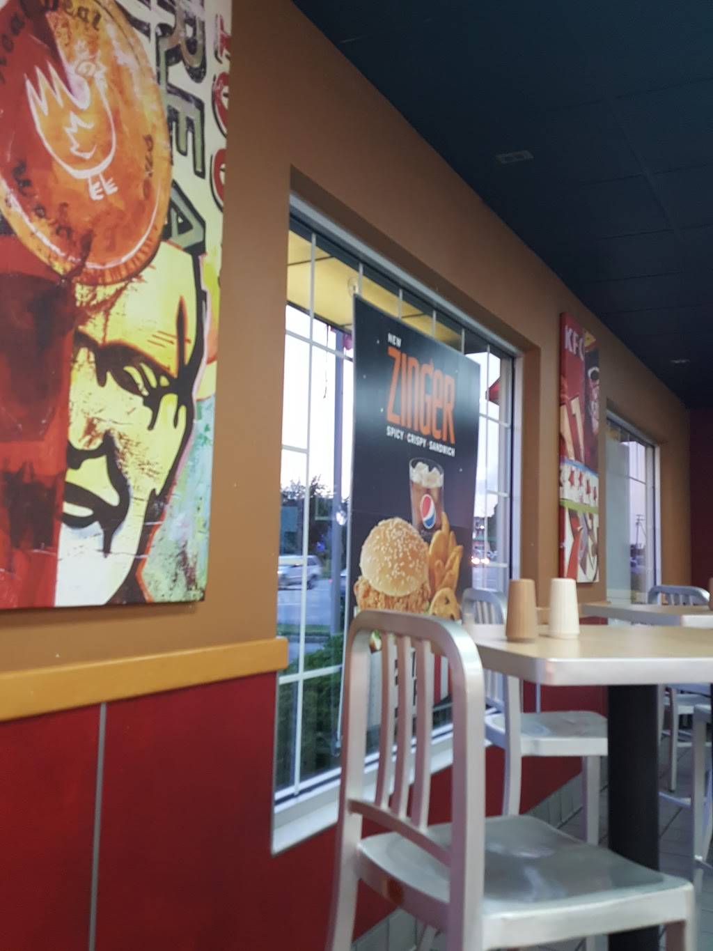 KFC | restaurant | 155 Emily Dr, Clarksburg, WV 26301, USA | 3046223910 OR +1 304-622-3910