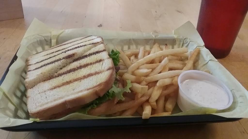 A Burger Place | restaurant | 11601 Harbour Pointe Blvd, Mukilteo, WA 98275, USA | 4254930593 OR +1 425-493-0593