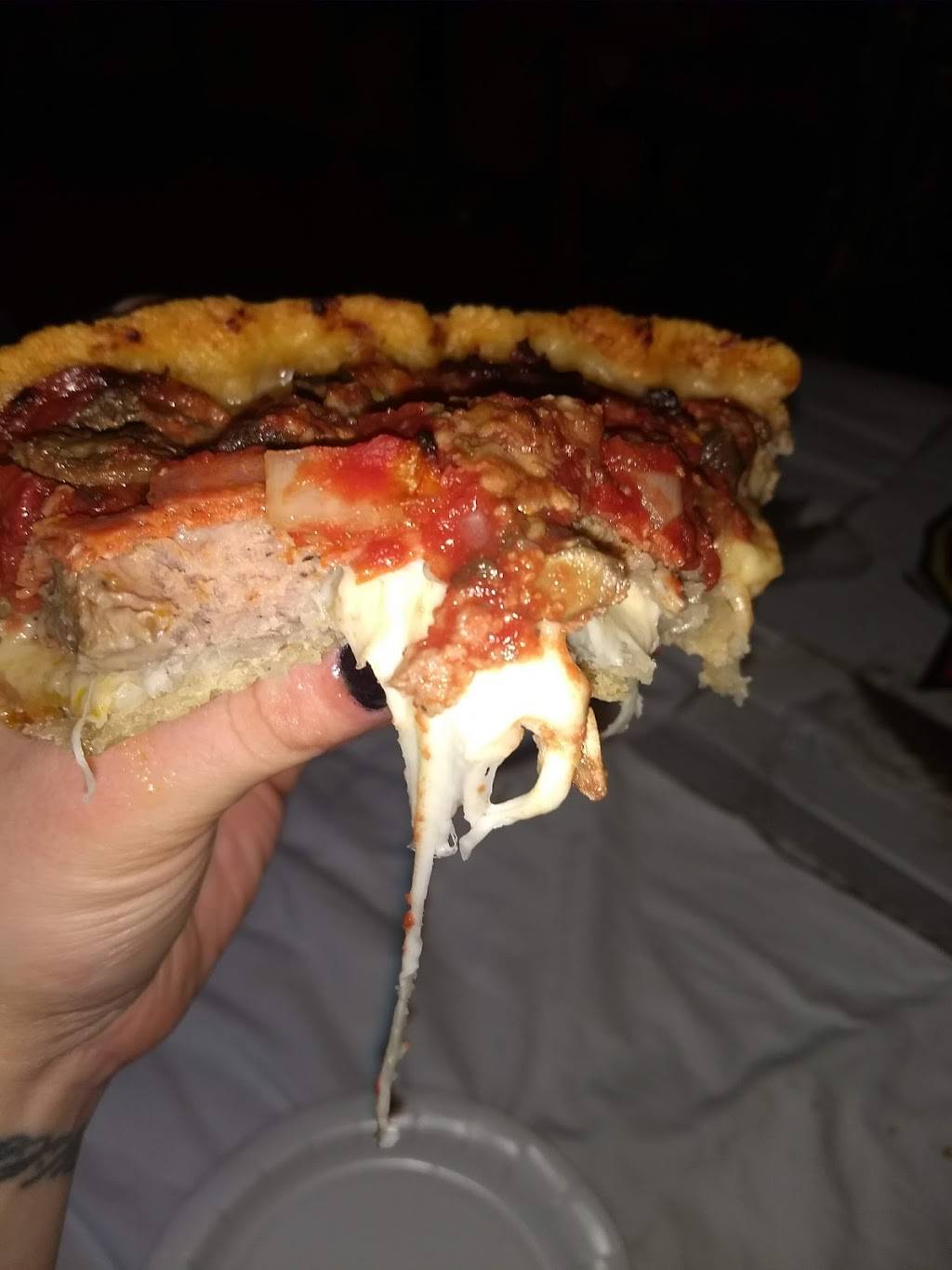 Lou Malnatis Pizzeria | meal delivery | 1326 Shermer Rd, Northbrook, IL 60062, USA | 8472910250 OR +1 847-291-0250