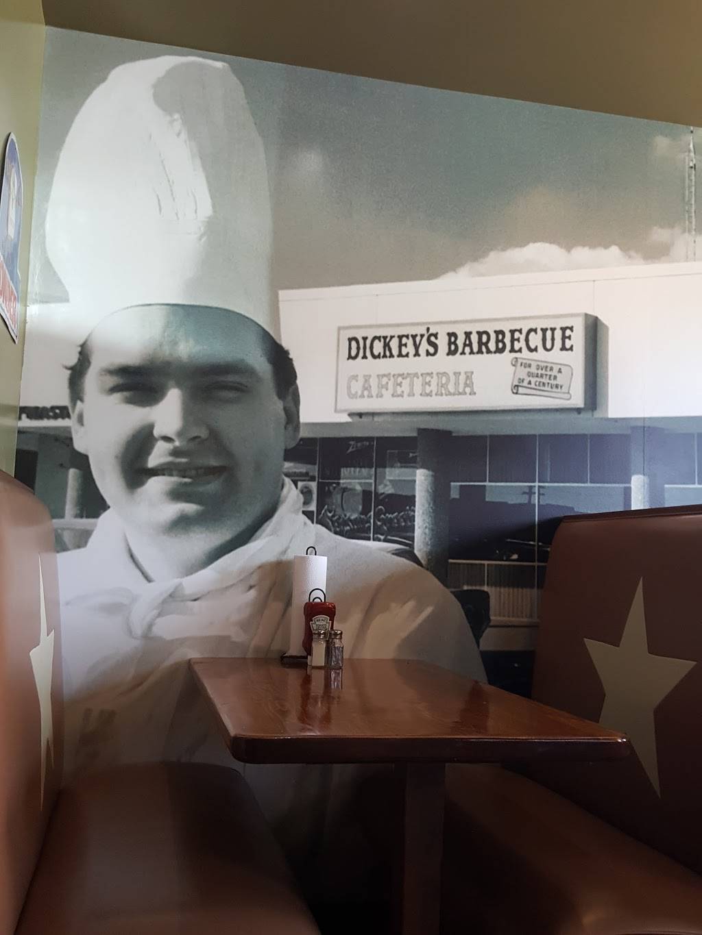 Dickeys Barbecue Pit | restaurant | 1858 Precinct Line Rd, Hurst, TX 76054, USA | 8176560200 OR +1 817-656-0200