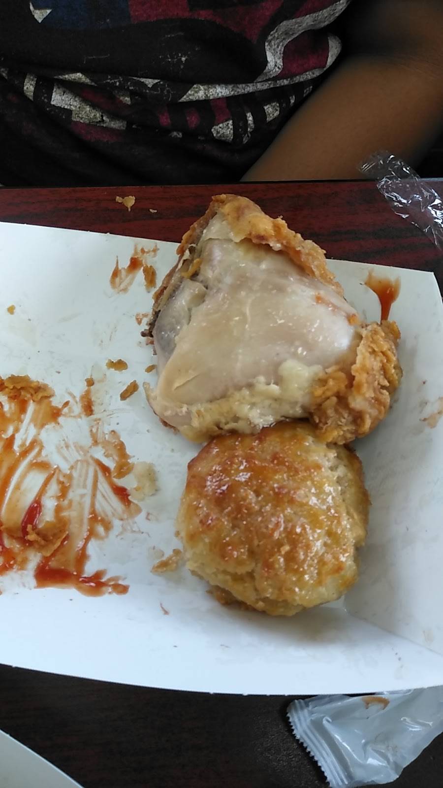 Churchs Chicken | restaurant | 6000 S Gessner Rd, Houston, TX 77036, USA | 7139880106 OR +1 713-988-0106