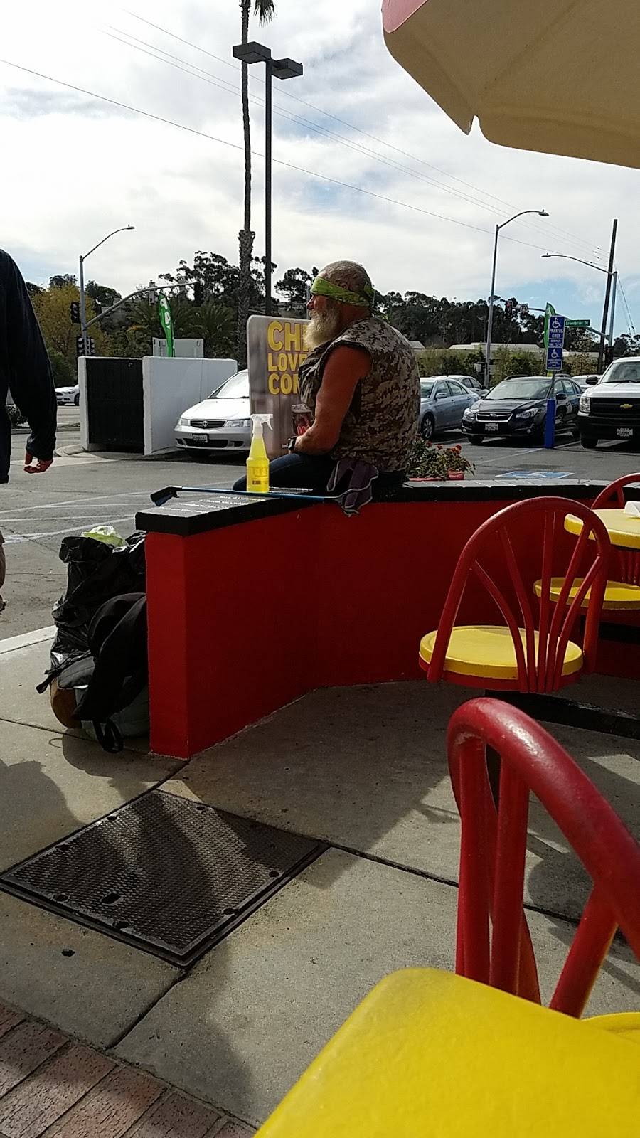 Wienerschnitzel | restaurant | 1960 Oceanside Blvd, Oceanside, CA 92054, USA | 7607541909 OR +1 760-754-1909