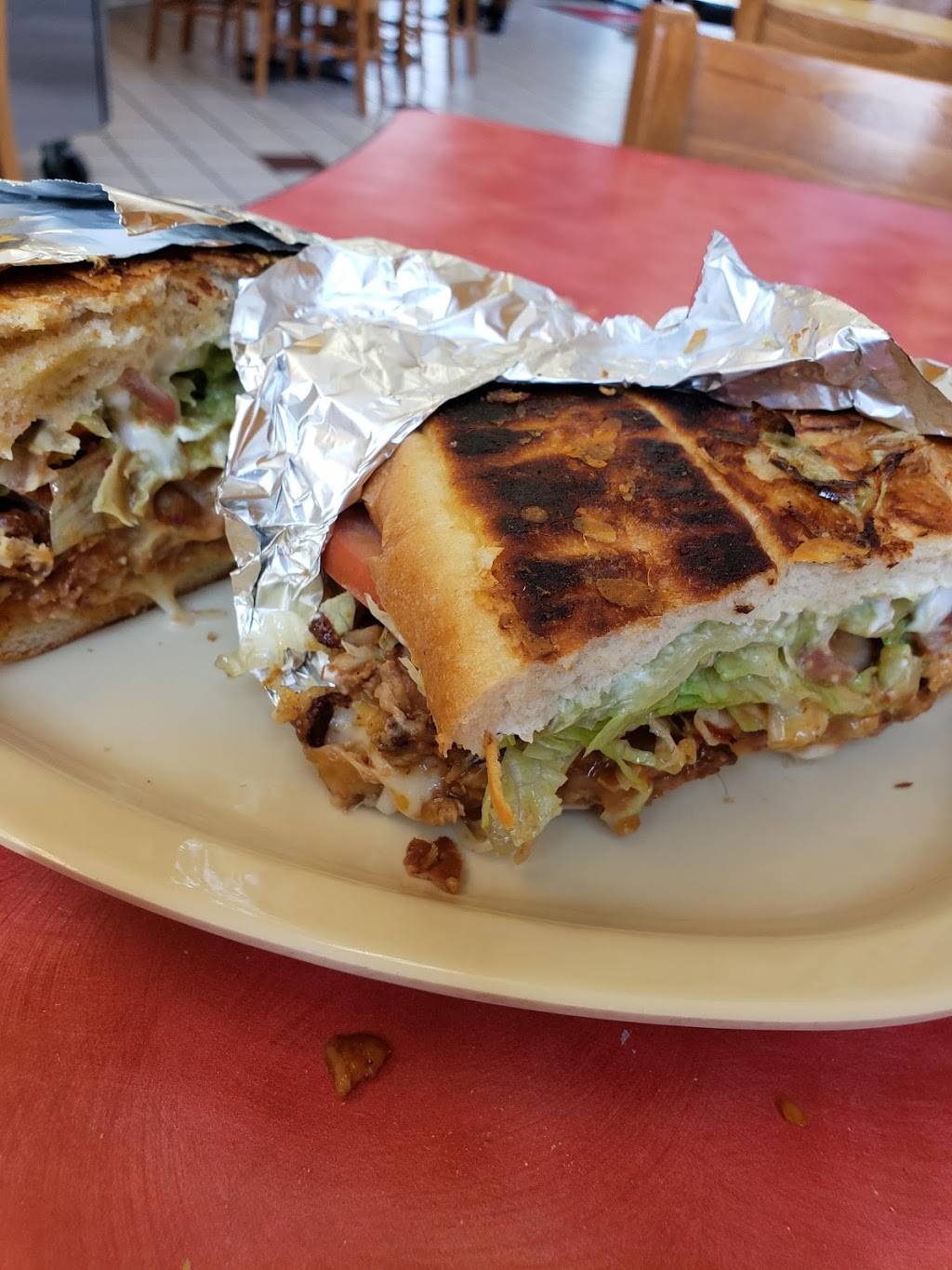 Chunkys Taqueria & Grill | restaurant | 701 Sonoma Mountain Pkwy, Petaluma, CA 94954, USA | 7077753325 OR +1 707-775-3325
