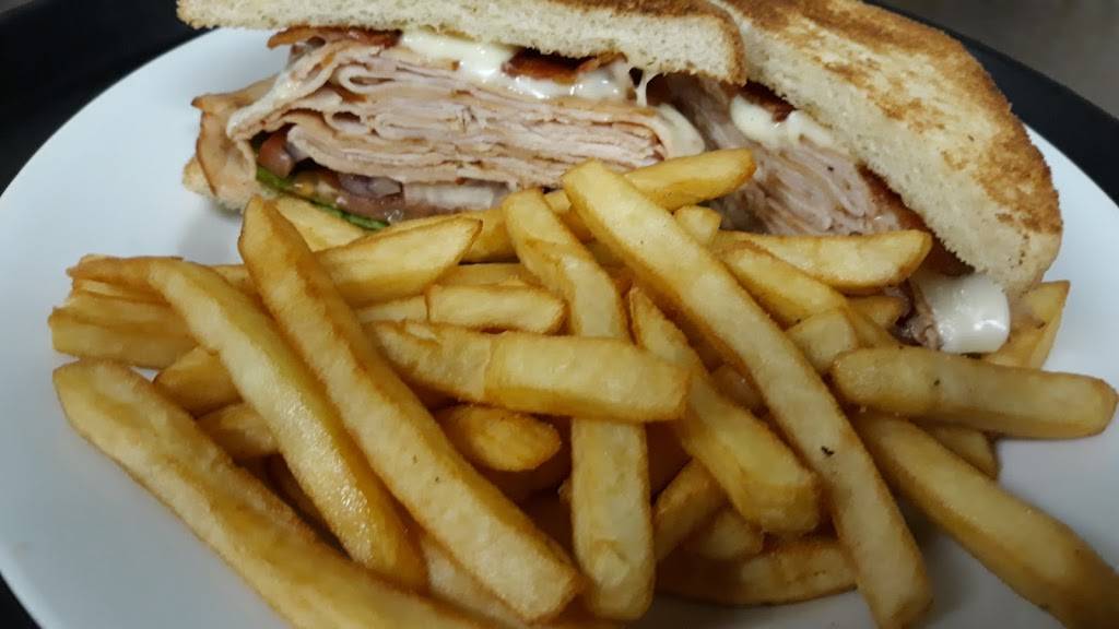 Drakes Place | restaurant | 701 S Florissant Rd, Ferguson, MO 63135, USA | 3147361140 OR +1 314-736-1140