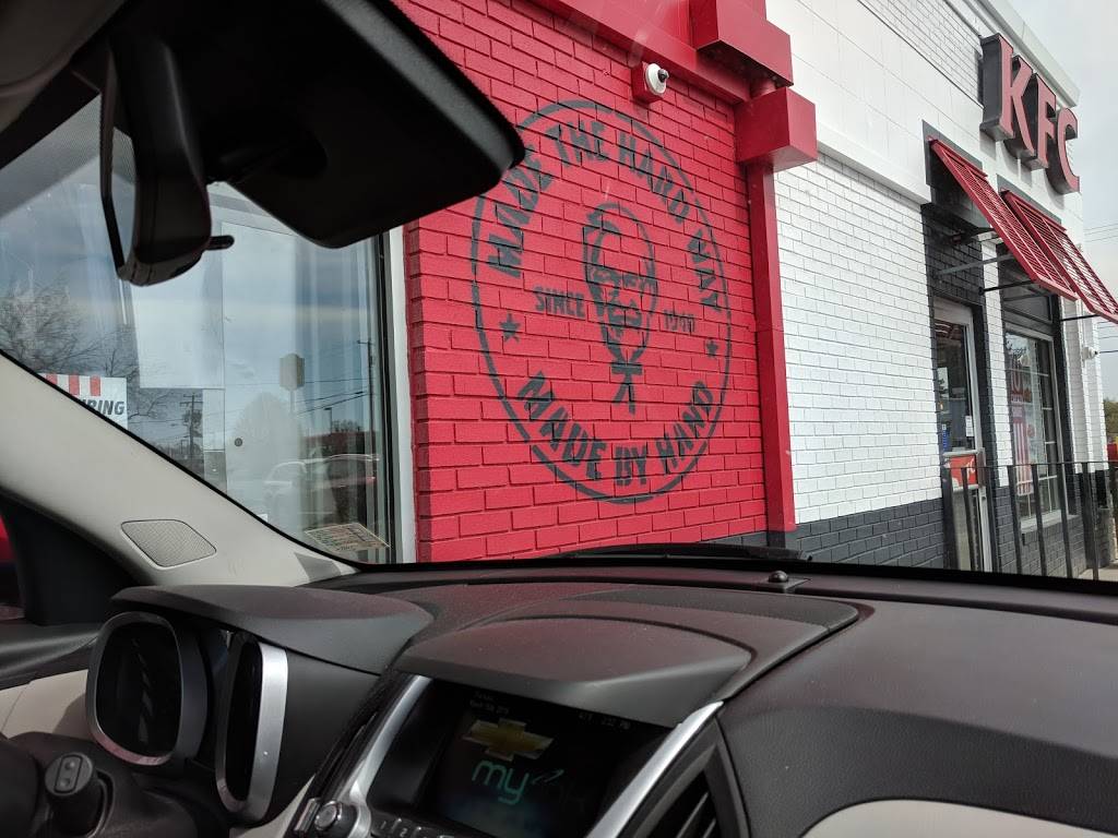 KFC | meal takeaway | 2005 S Main St, Farmville, VA 23901, USA | 4343925656 OR +1 434-392-5656