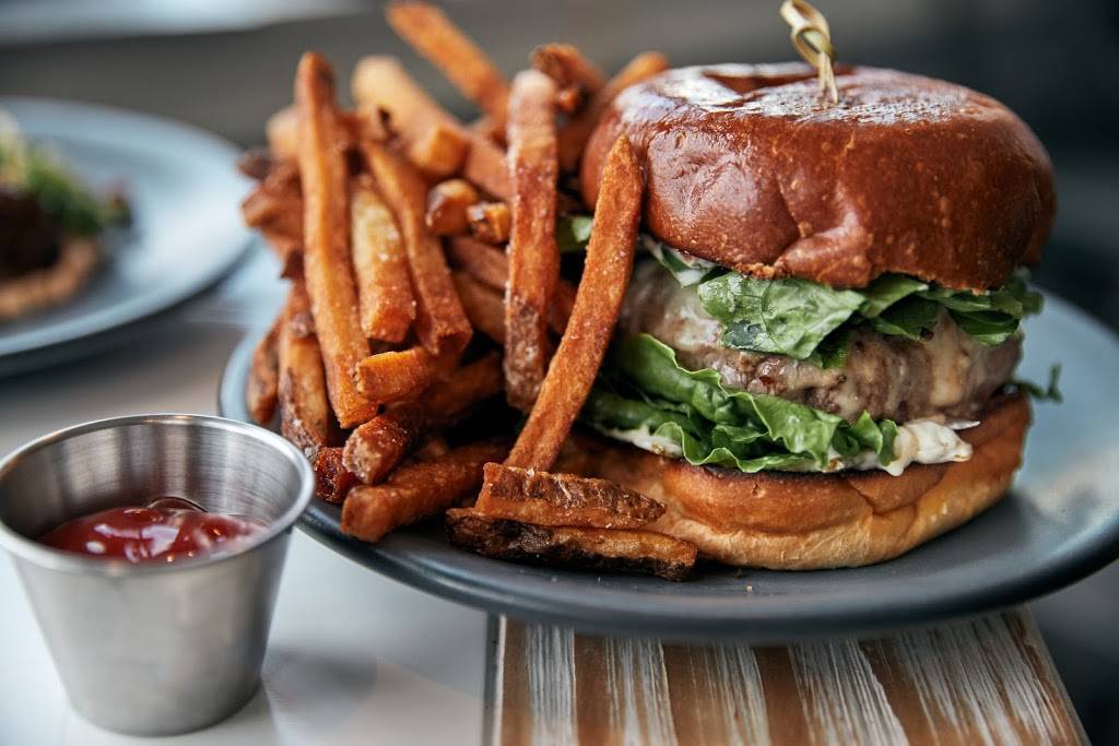 Olly | restaurant | 700 S 5th St, Philadelphia, PA 19147, USA | 2674575319 OR +1 267-457-5319