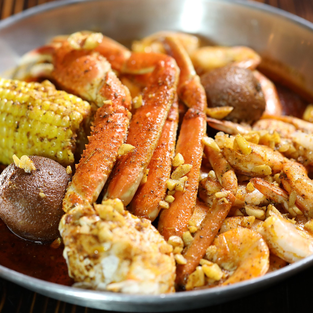 Hook & Reel Cajun Seafood Resaurant & Bar | restaurant | 1009 Fording Island Rd, Bluffton, SC 29910, USA | 8438153888 OR +1 843-815-3888