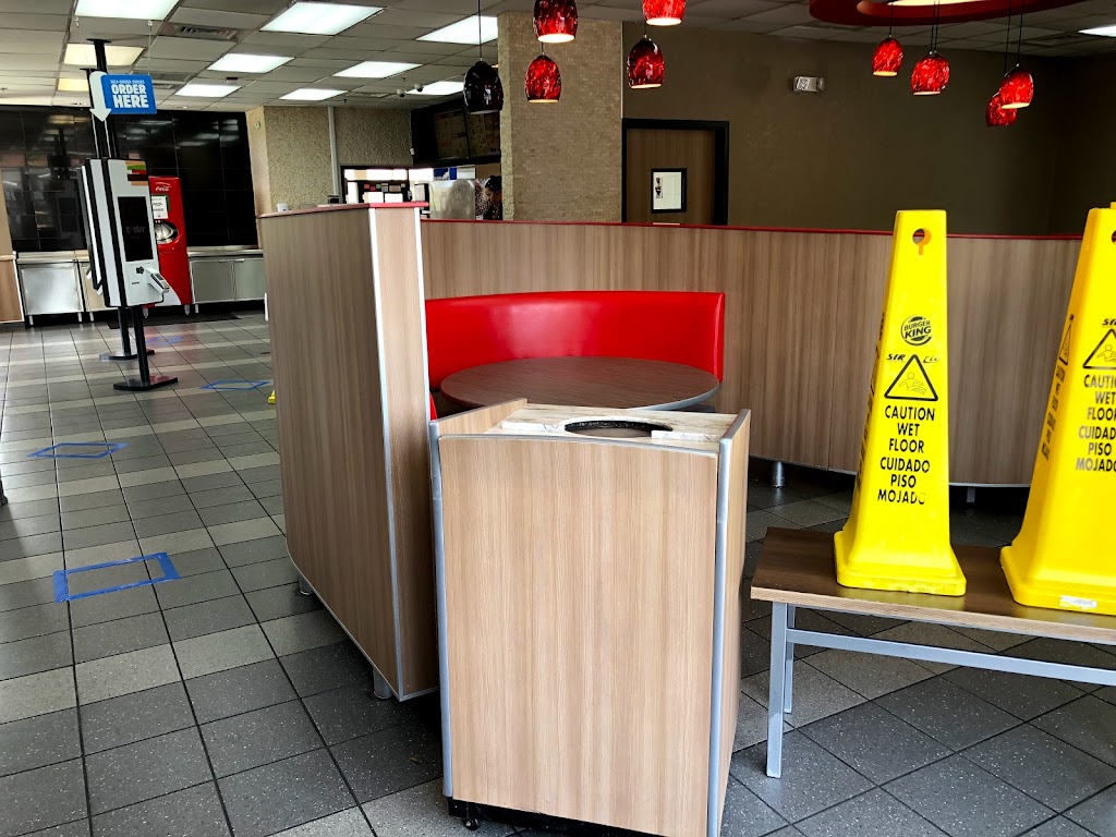 Burger King | restaurant | 2275 SW 87th Ave, Miami, FL 33165, USA | 3052645567 OR +1 305-264-5567