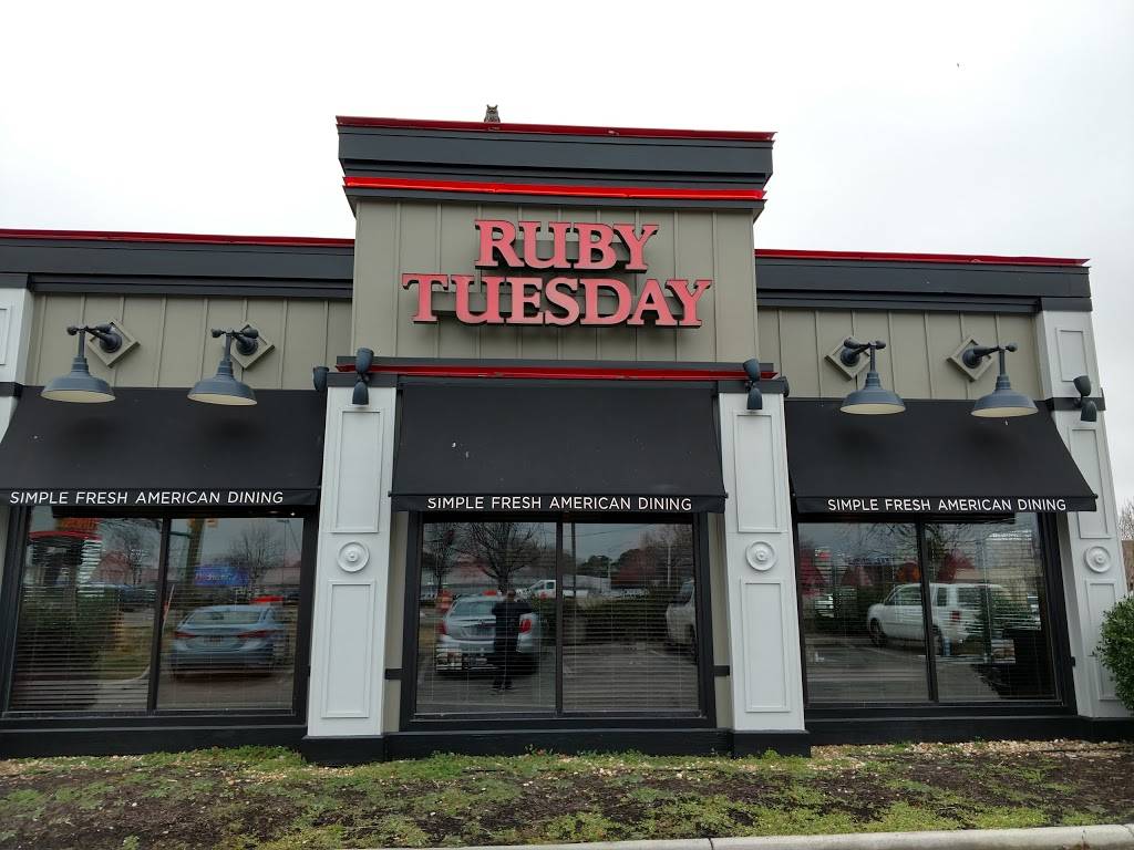 Ruby Tuesday | restaurant | 1201 N Military Hwy, Norfolk, VA 23502, USA | 7574615116 OR +1 757-461-5116