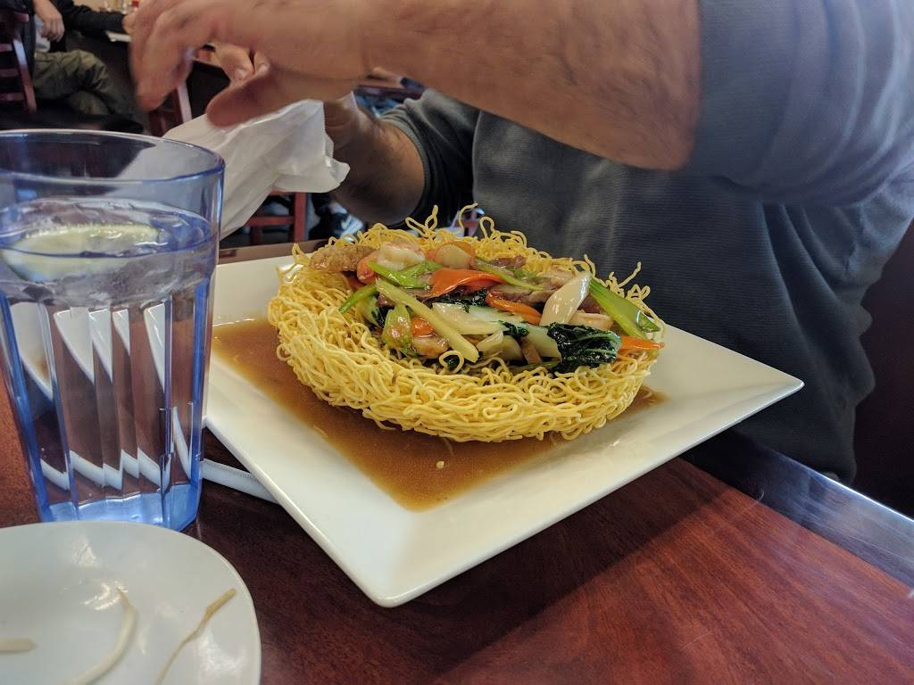 Pho Minh Long Restaurant | restaurant | 1886 W 11th St, Tracy, CA 95376, USA | 2098330399 OR +1 209-833-0399