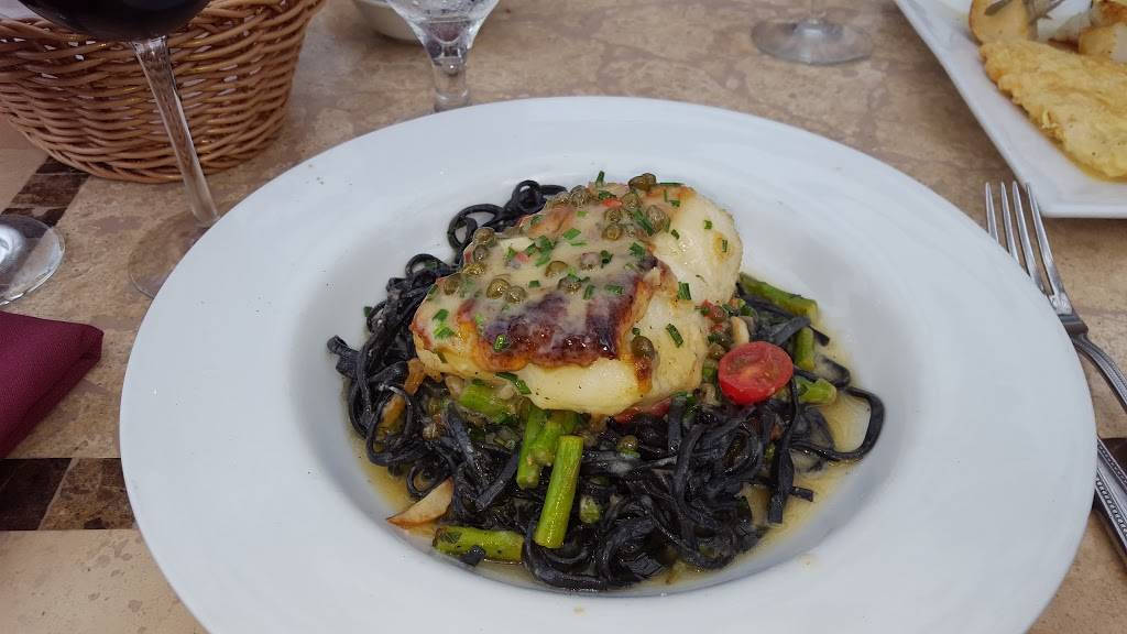 Blu At The Lakehouse Restaurant and Bar | restaurant | 825 S Lake Blvd, Mahopac, NY 10541, USA | 8456215200 OR +1 845-621-5200