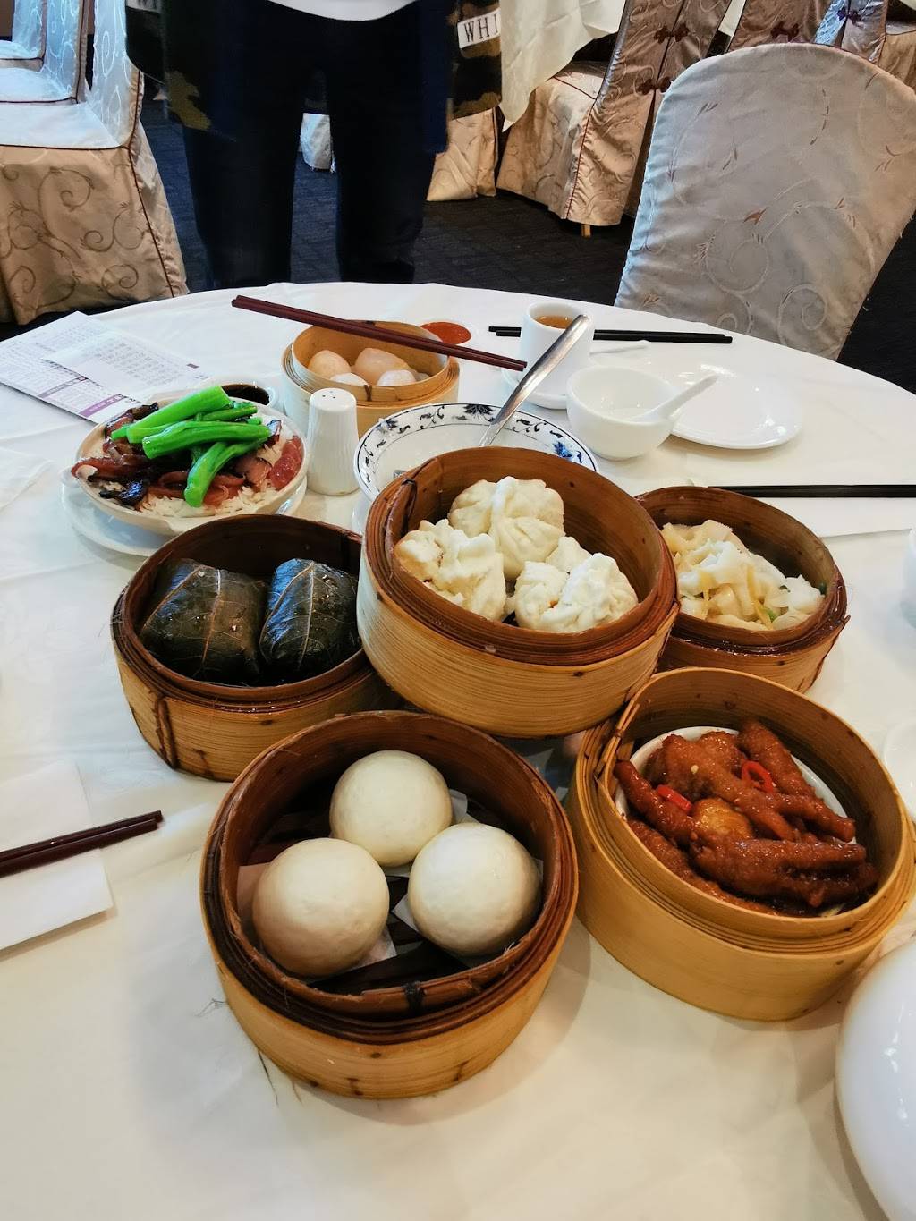 Bliss Chinese Cuisine | restaurant | 6485 Mississauga Rd #4, Mississauga, ON L5N 1A8, Canada | 9053631029 OR +1 905-363-1029