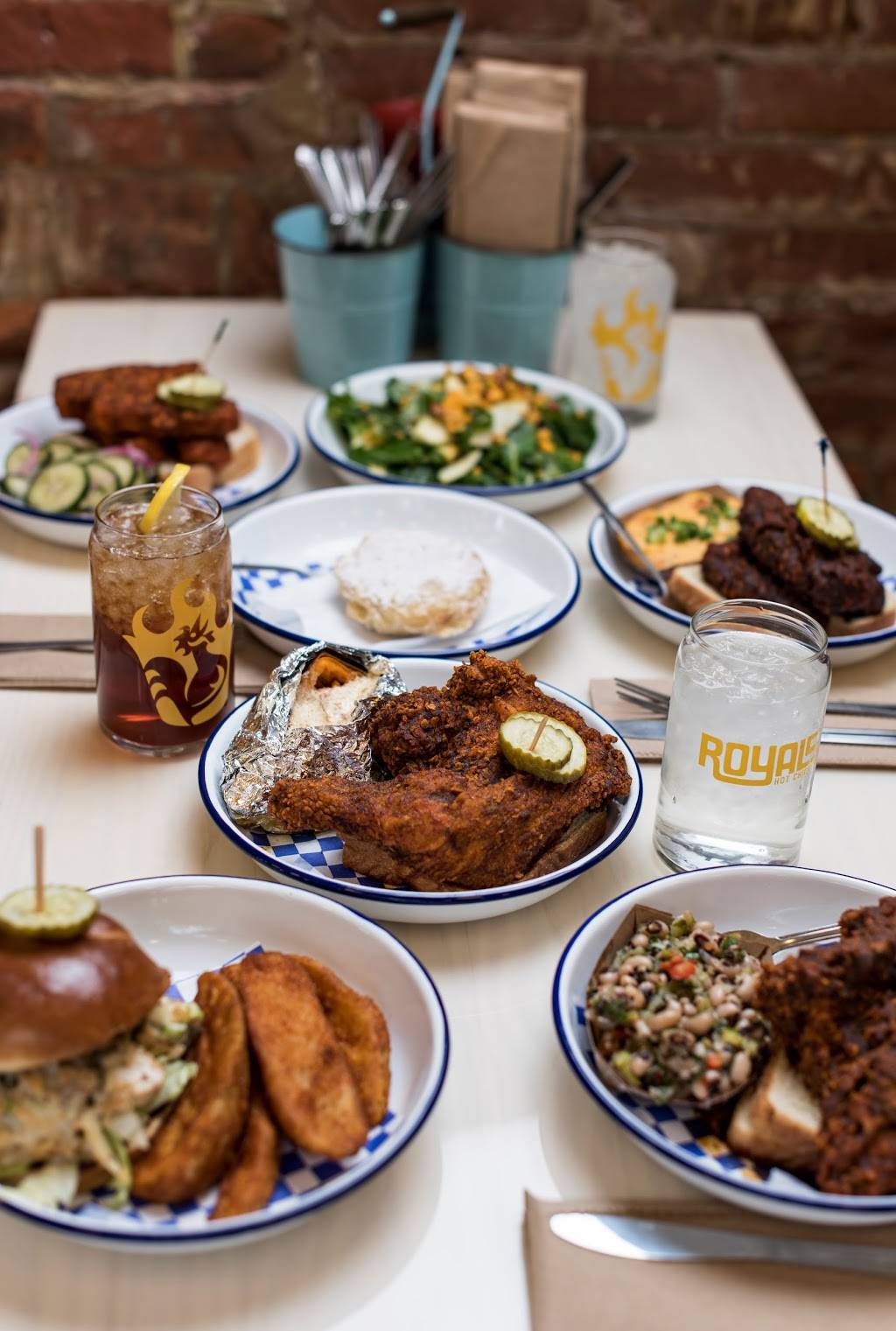 Royals Hot Chicken | restaurant | 736 E Market St, Louisville, KY 40202, USA | 5029197068 OR +1 502-919-7068
