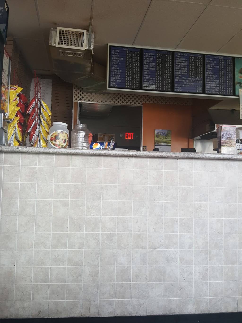 Primos Pizza | restaurant | 320 Rivet St #1032, New Bedford, MA 02744, USA | 5089932216 OR +1 508-993-2216