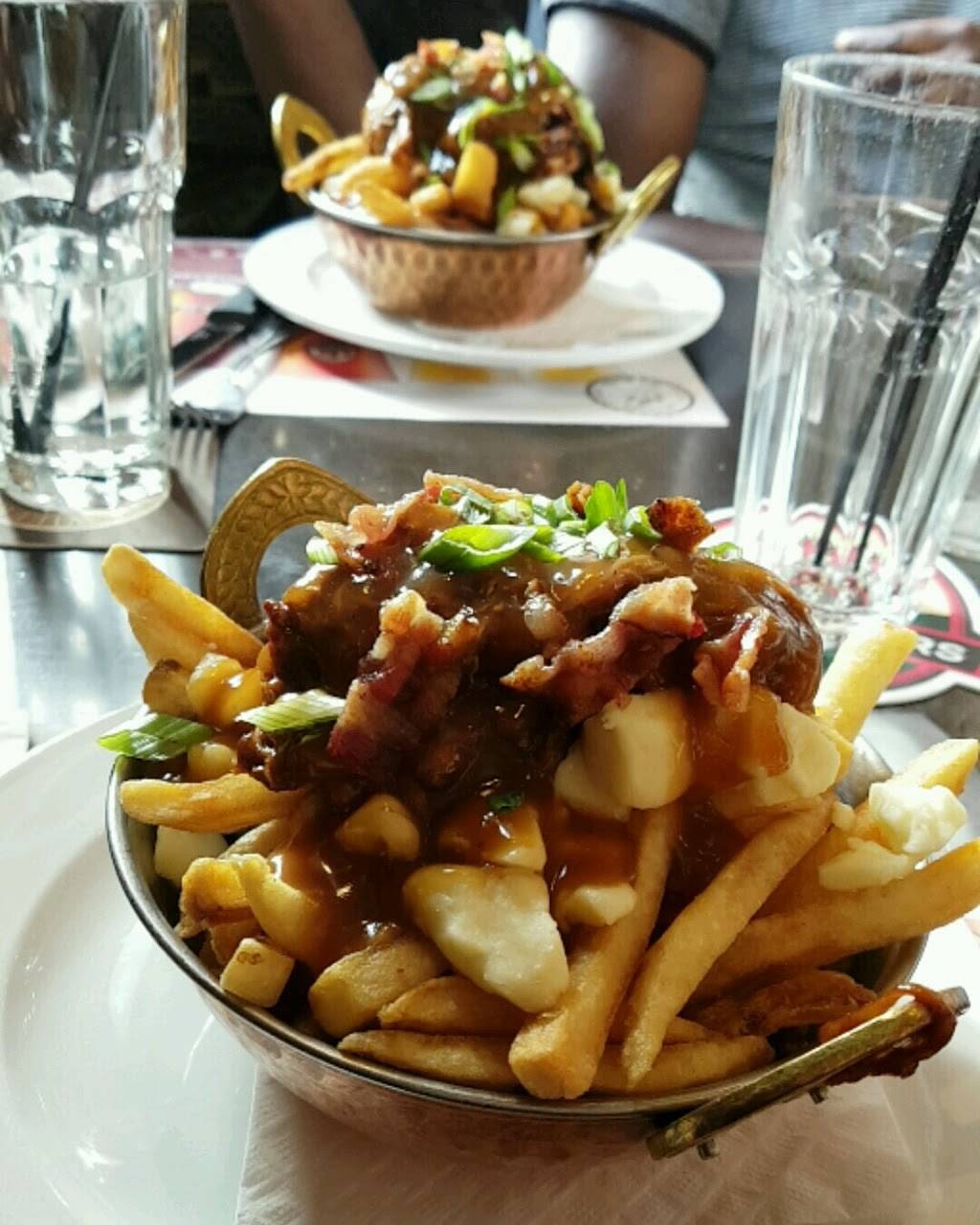 3 Brasseurs Laurier | restaurant | 2450 Boulevard Laurier, Québec, QC G1V 2L1, Canada | 4189146515 OR +1 418-914-6515