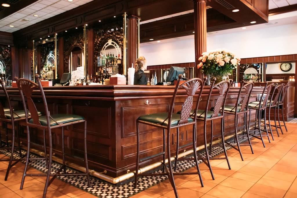 Joes Stone Crab | restaurant | 11 Washington Ave, Miami Beach, FL 33139, USA | 3056730365 OR +1 305-673-0365