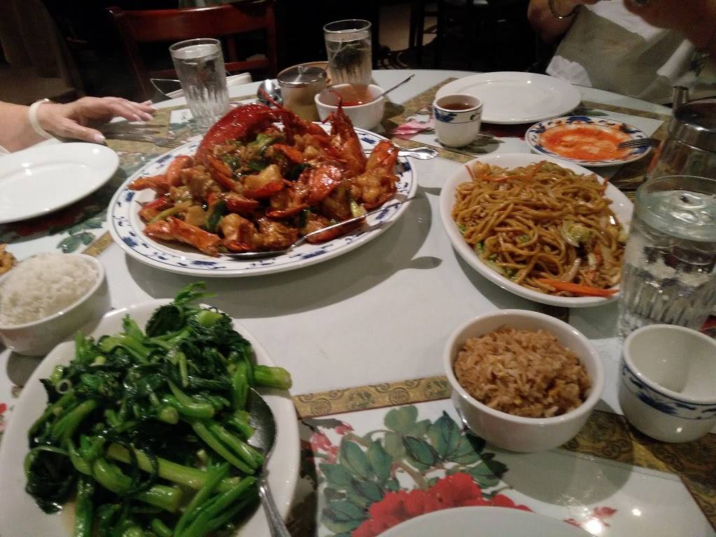 Shanghai Restaurant | restaurant | 3433 Hillsborough Rd, Durham, NC 27705, USA | 9193837581 OR +1 919-383-7581