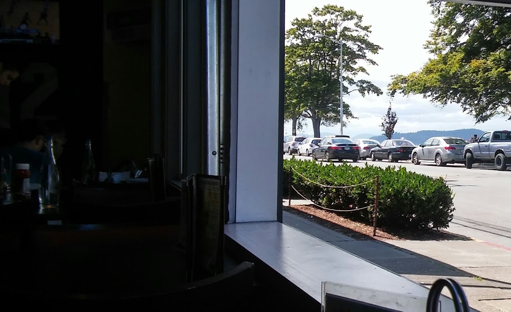 Fatburger | restaurant | 2738 Alki Ave SW, Seattle, WA 98116, USA | 2062571871 OR +1 206-257-1871